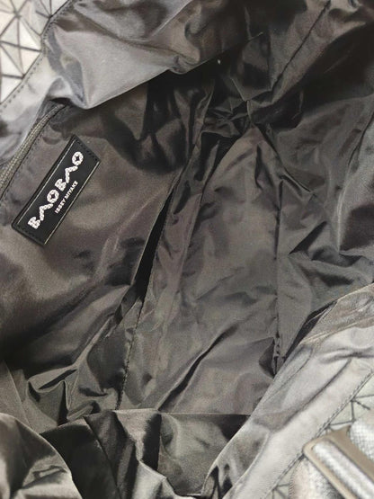 BAOBAO ISSEY MIYAKE バオバオ CART トートバッグ グレー 管理番号：10888