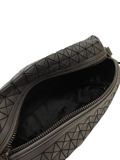 ISSEY MIYAKE イッセイミヤケ BAOBAO サドルバック ワントーンショルダー グレー 管理番号：11770