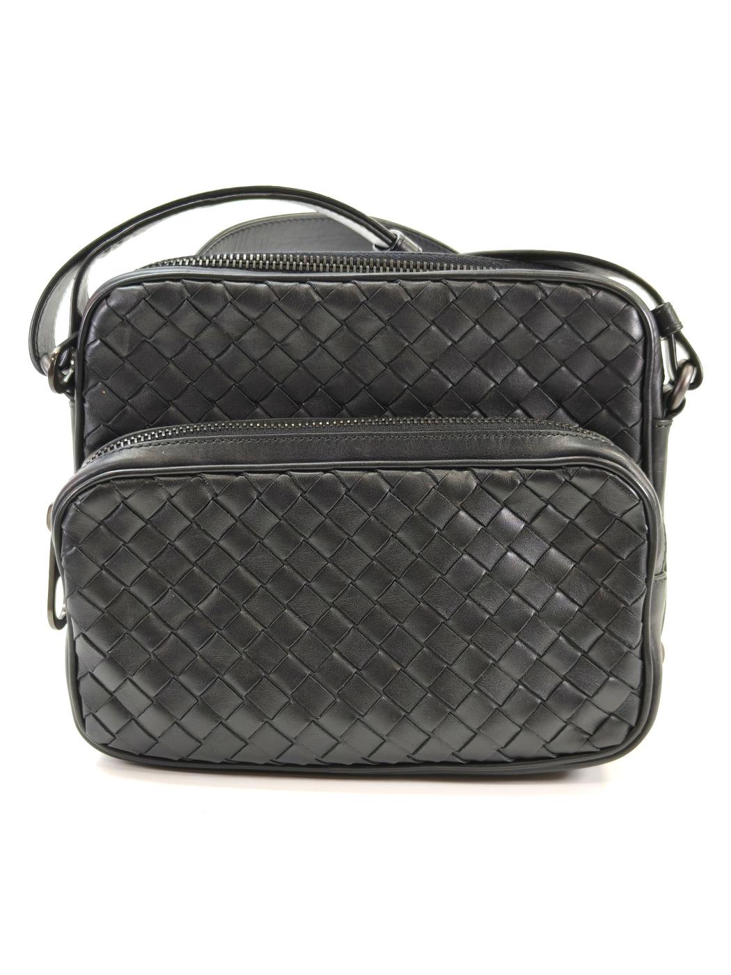 BOTTEGA VENETA ボッテガベネタ イントレチャート ショルダーバッグ ブラック 管理番号：10642