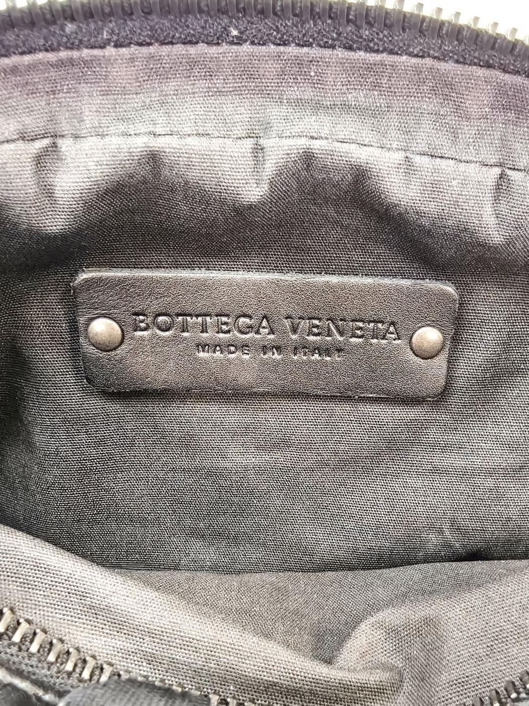 BOTTEGA VENETA ボッテガベネタ イントレチャート ショルダーバッグ ブラック 管理番号：10642