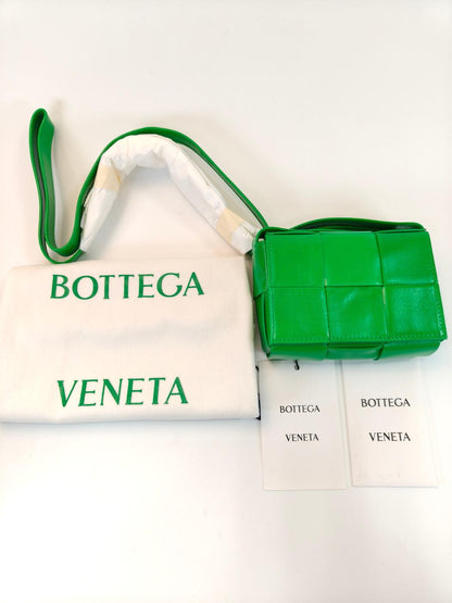 BOTTEGA VENETA 宝缇嘉 大型编织格纹 CANDY CASSETTE 单肩包 绿色 管理编号：10744