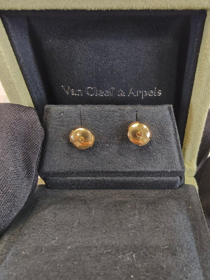 VanCleef ＆ Arpels ヴァンクリーフ スウィートアルハンブラ シェル ピアス ホワイト 管理番号：10398