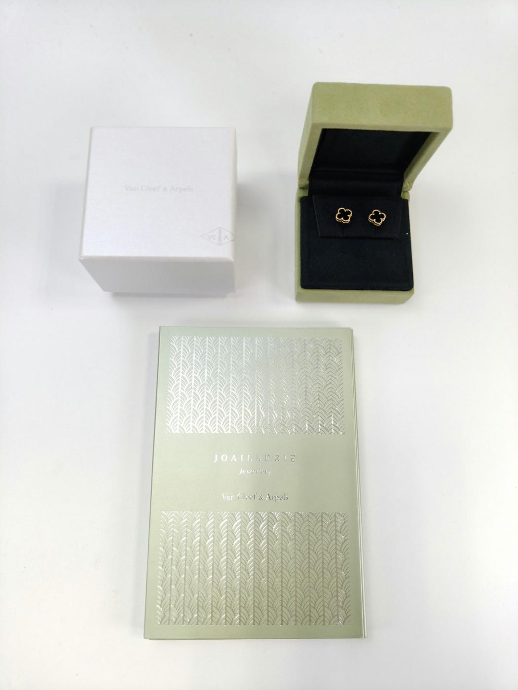 VanCleef＆Arpels ヴァンクリーフ スウィート アルハンブラ ピアス ブラック 管理番号：10911