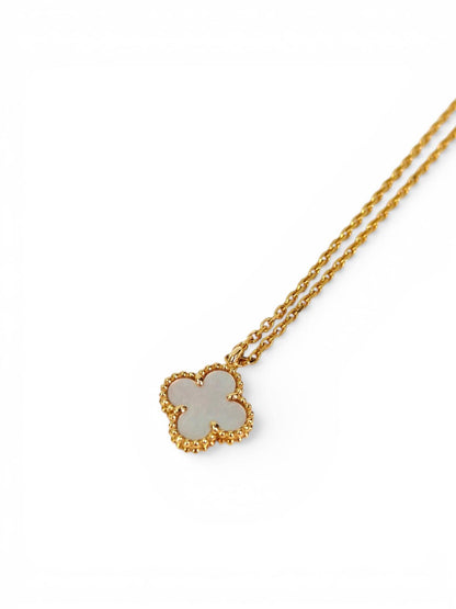Van Cleef & Arpels Alhambra Pendant Necklace Gold x White Model No.: 11395