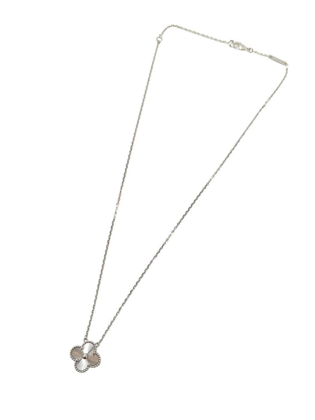 Van Cleef & Arpels Alhambra 玑镂 K18WG 42㎝ 项链 银 管理编号：11874
