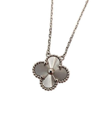Van Cleef & Arpels Alhambra 玑镂 K18WG 42㎝ 项链 银 管理编号：11874