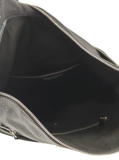 Maison Margiela 5AC Deerskin Shoulder Bag SB1WG0003P476 Black, Control Number: 11855