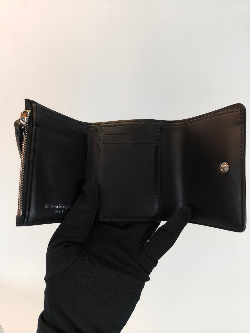 MAISON MARGIELA メゾンマルジェラ 三つ折り 財布 ミニ財布 ブラック 管理番号：10690